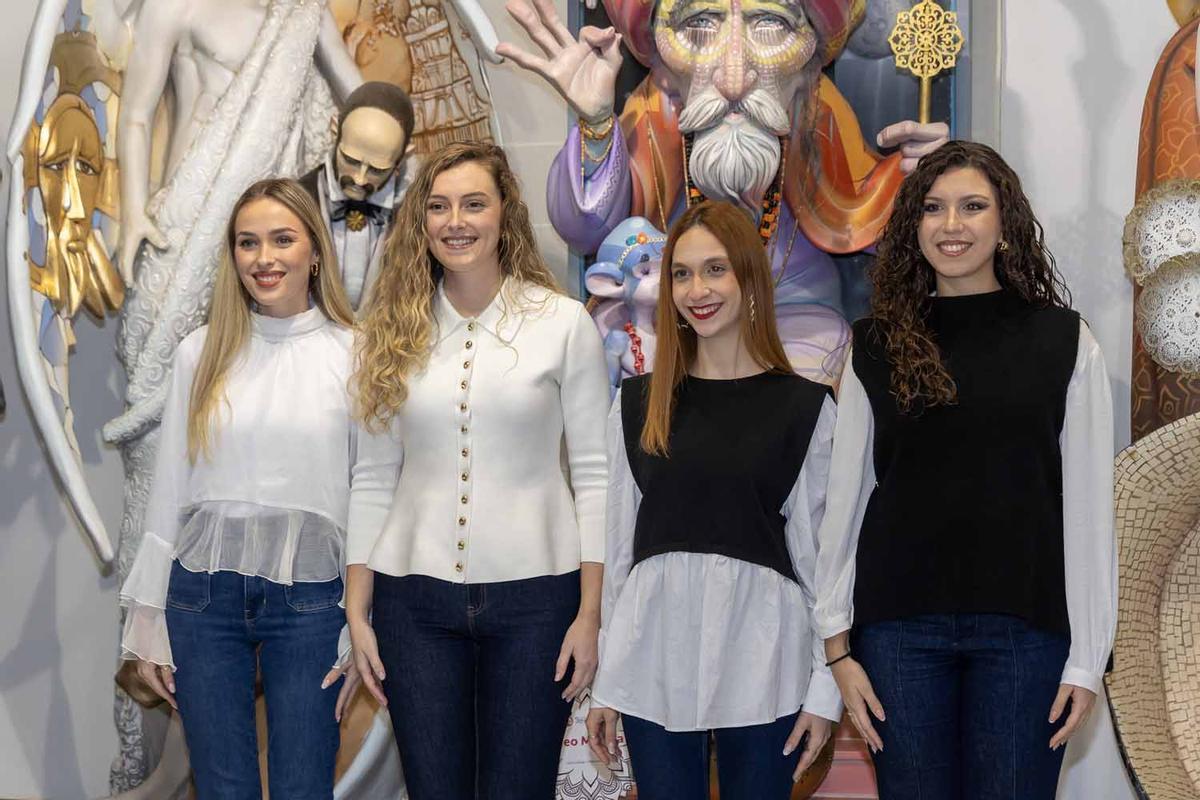 Primer encuentro entre jurado y candidatas adultas a Bellea del Foc 2026