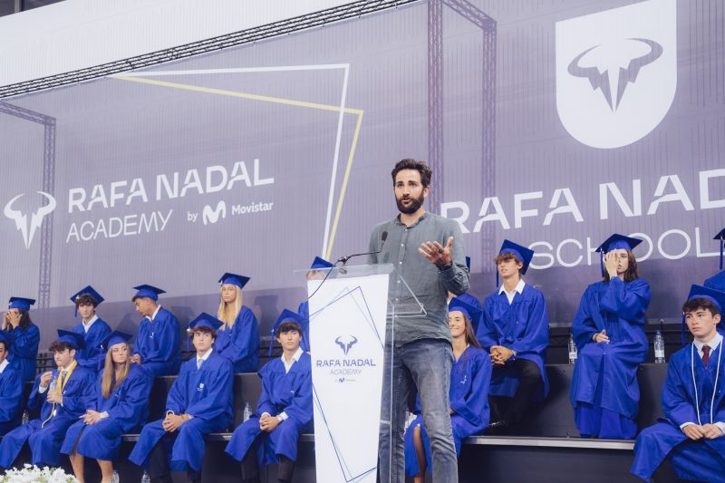 Rafa Nadal y Ricky Rubio presiden la graduación de la Rafa Nadal Academy by Movistar