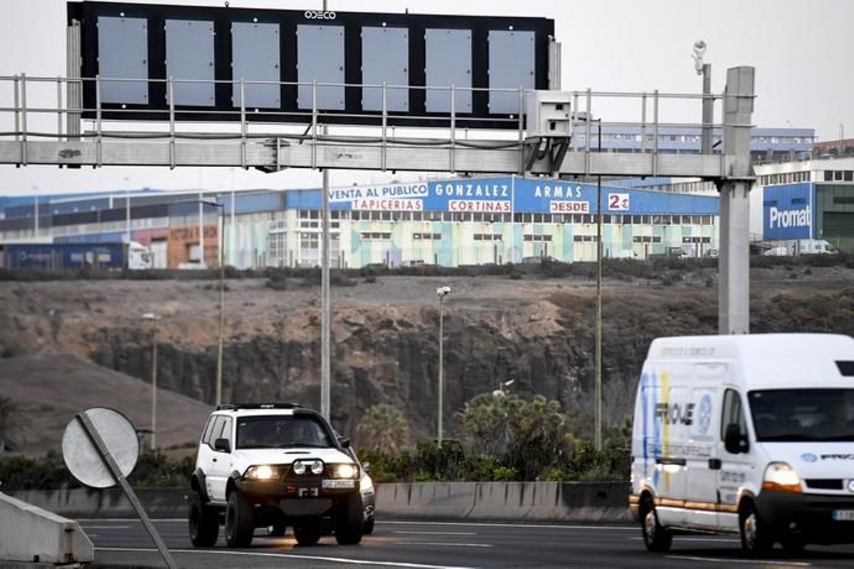 05-02-20 LAS PALMAS DE GRAN CANARIA. ZONA DE JINAMAR. LAS PALMAS DE GRAN CANARIA. Radar que mas multas pone   Fotos: Juan Castro.  | 05/02/2020 | Fotógrafo: Juan Carlos Castro