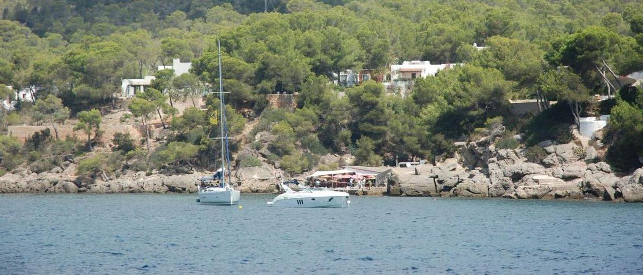 Vista de Cala Mestella.