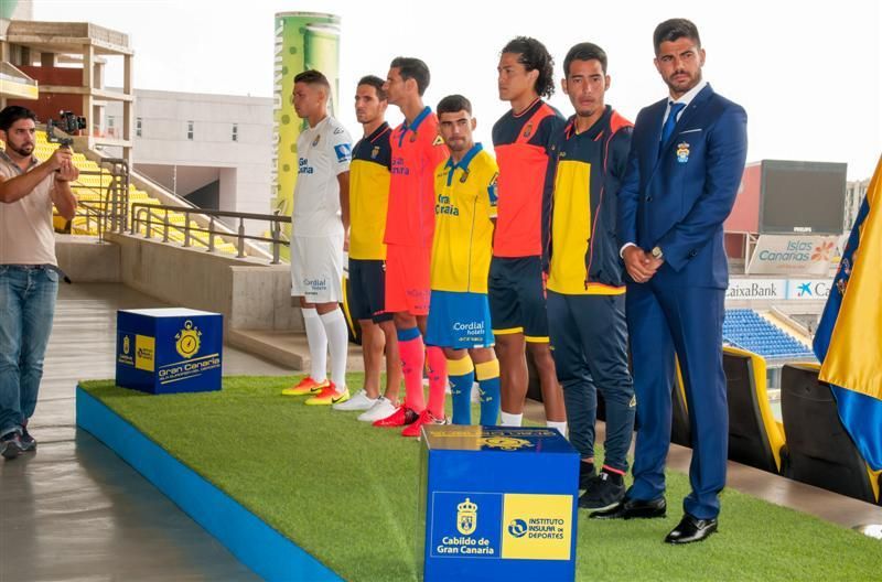 Presentación de las camisetas de la UD Las Palmas