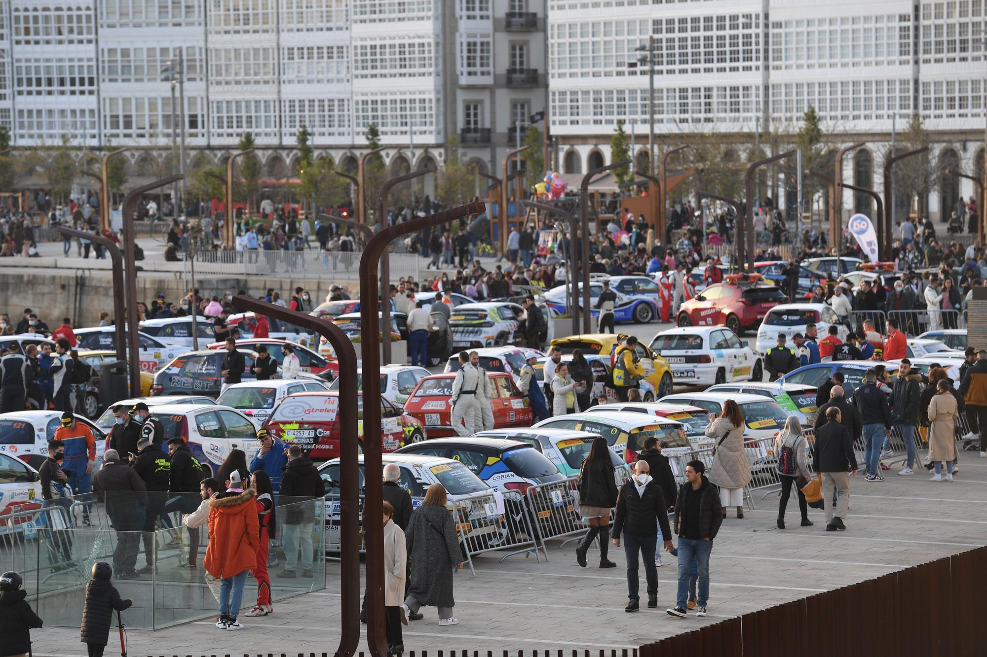 Rally A Coruña 2022: Arrancan los 120 participantes