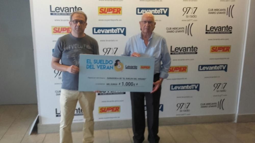 Premiados con el 'Sueldo del verano' de Levante-EMV