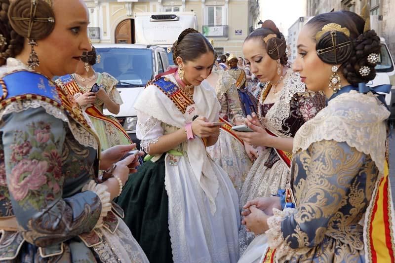 La Diputació de València recibe a las comisiones falleras