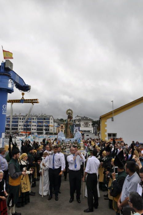 Procesión de Nuestra Señora de la Barca en Navia
