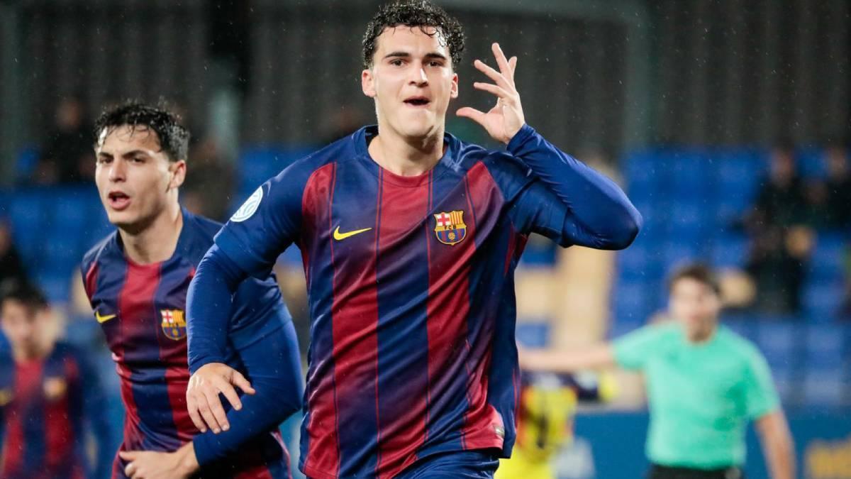 Álvaro Cortés celebra su gol ante el Andratx