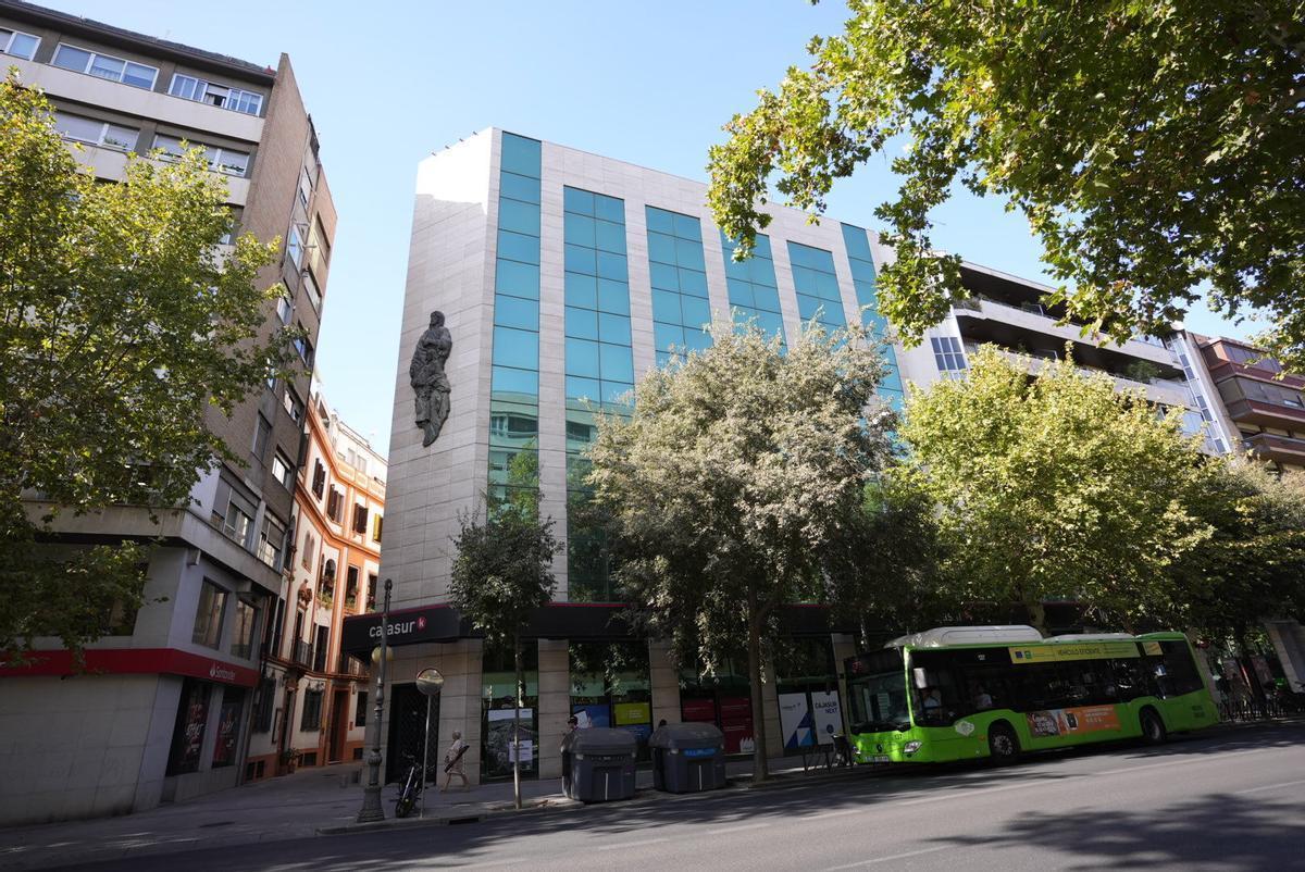 Imagen de la avenida Ronda de los Tejares.