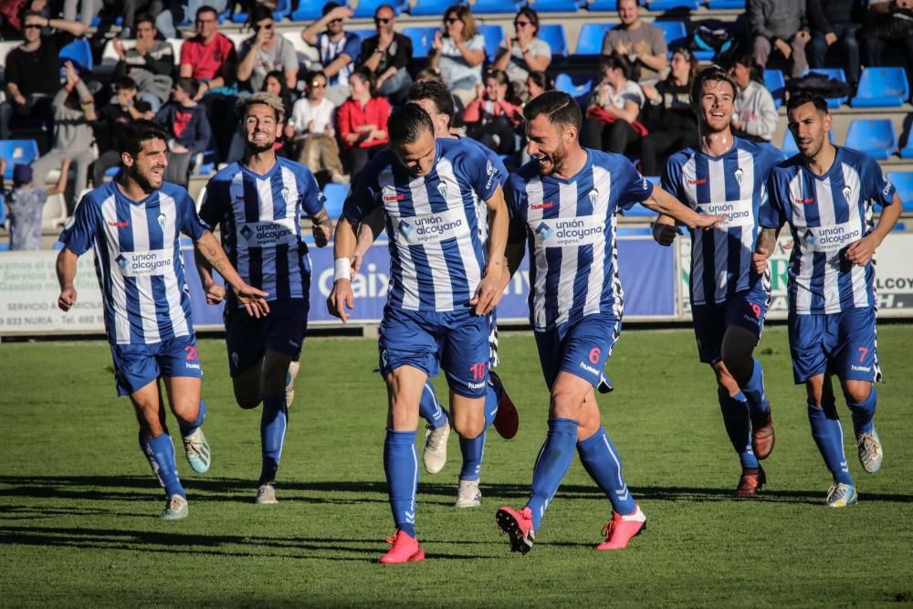 El compromiso y la ambición del Alcoyano se traduce en un encuentro soberbio y efectivo