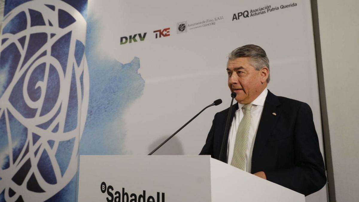 José Antonio Fernández Carbajal, en la ceremonia de entrega del Premio «José Luis Álvarez Margaride», en Gijón, en junio de 2023.  | MARCOS LEÓN