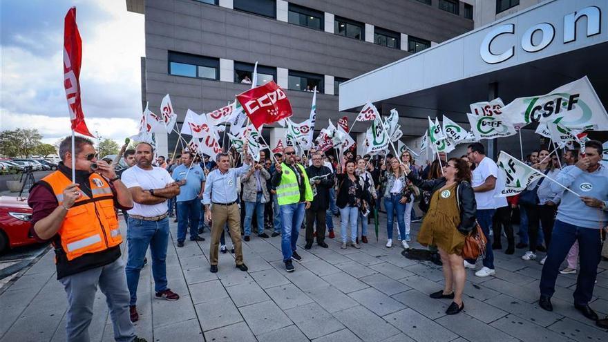 Vergeles acusa al comité de huelga de Tenorio de incumplir la &quot;hoja de ruta marcada&quot;