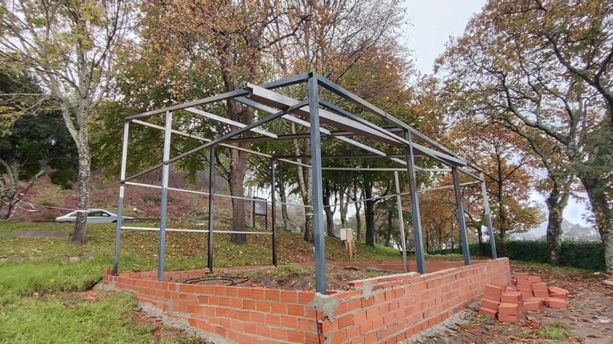 El mirador con el quiosco
a la izquierda. | Santos A