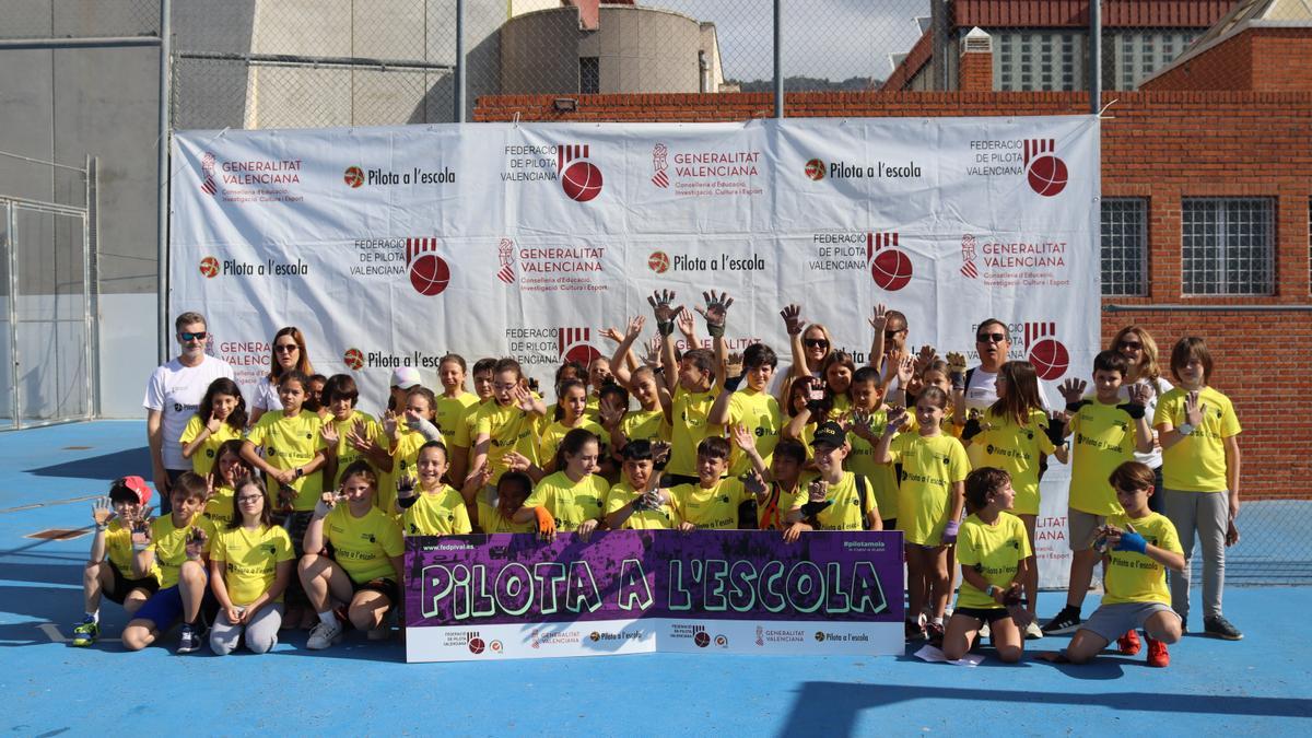 Alfàndec de Tavernes va ser un dels col·legis participants en la Trobada