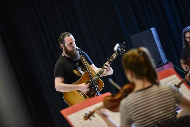 Ensayo de RED Beard con orquesta de cuerda en el ...