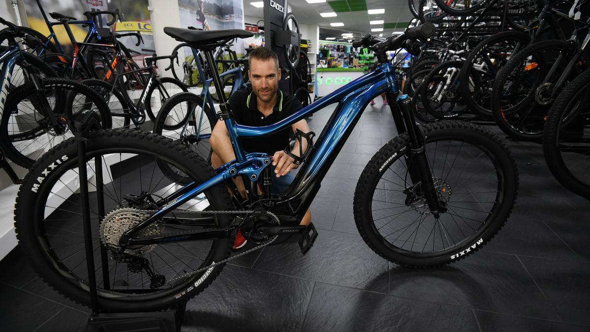 Bicicleta eléctrica en la tienda de Pontevedra Bicis O Con, que participó en la primera edición de las ayudas