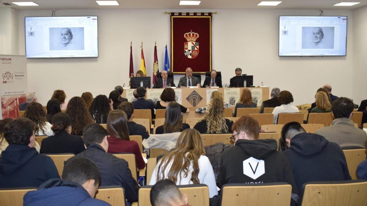 Congreso de homenaje a Feliciano Barrios, en el que intervino en zamorano Sergio Rodríguez López-Ros