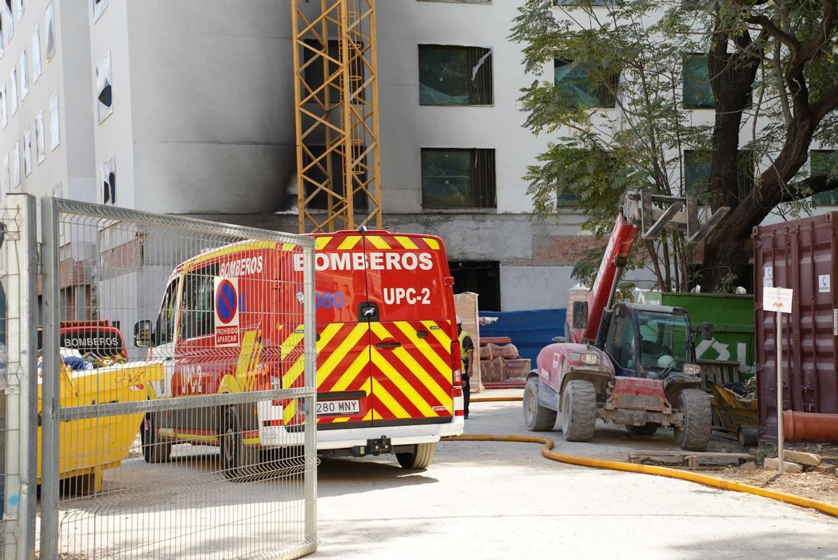 Incendio en la planta baja del hotel de Altadis Incendio en la planta baja del hotel de Altadis
