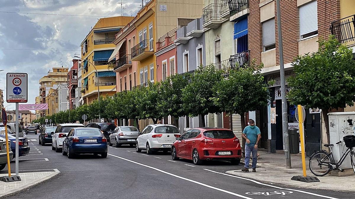 Reorganización de los espacios públicos y reducción de la velocidad que rige en la avenida Vidal Canet de Carcaixent. | LE VANTE- EMV