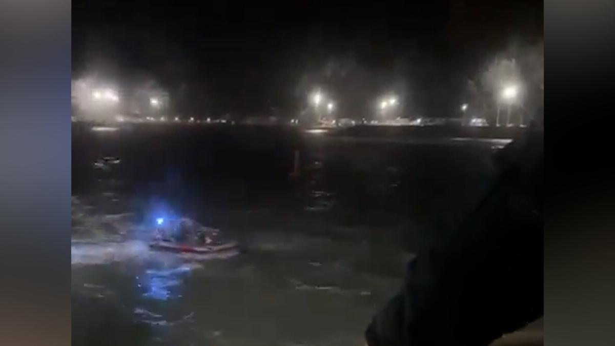 Este es el momento en el que una narcolancha arrolla a una embarcación de la Guardia Civil y mata a dos agentes