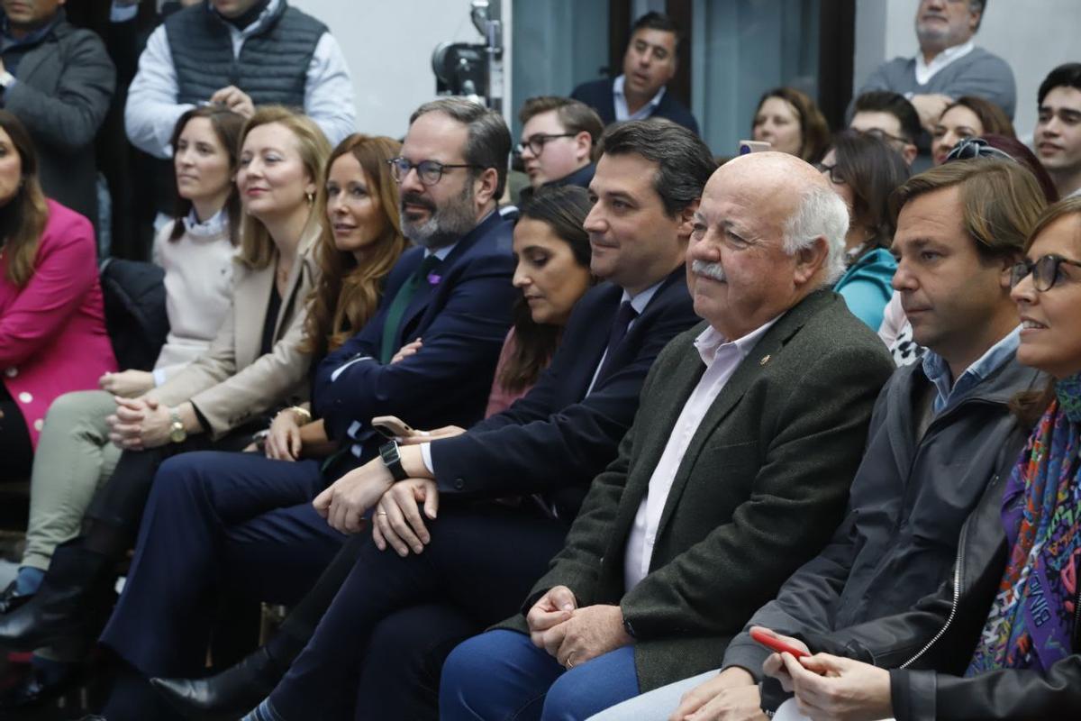 El PP de Feijóo celebra el 8M en Córdoba El PP de Feijóo celebra el 8M en Córdoba