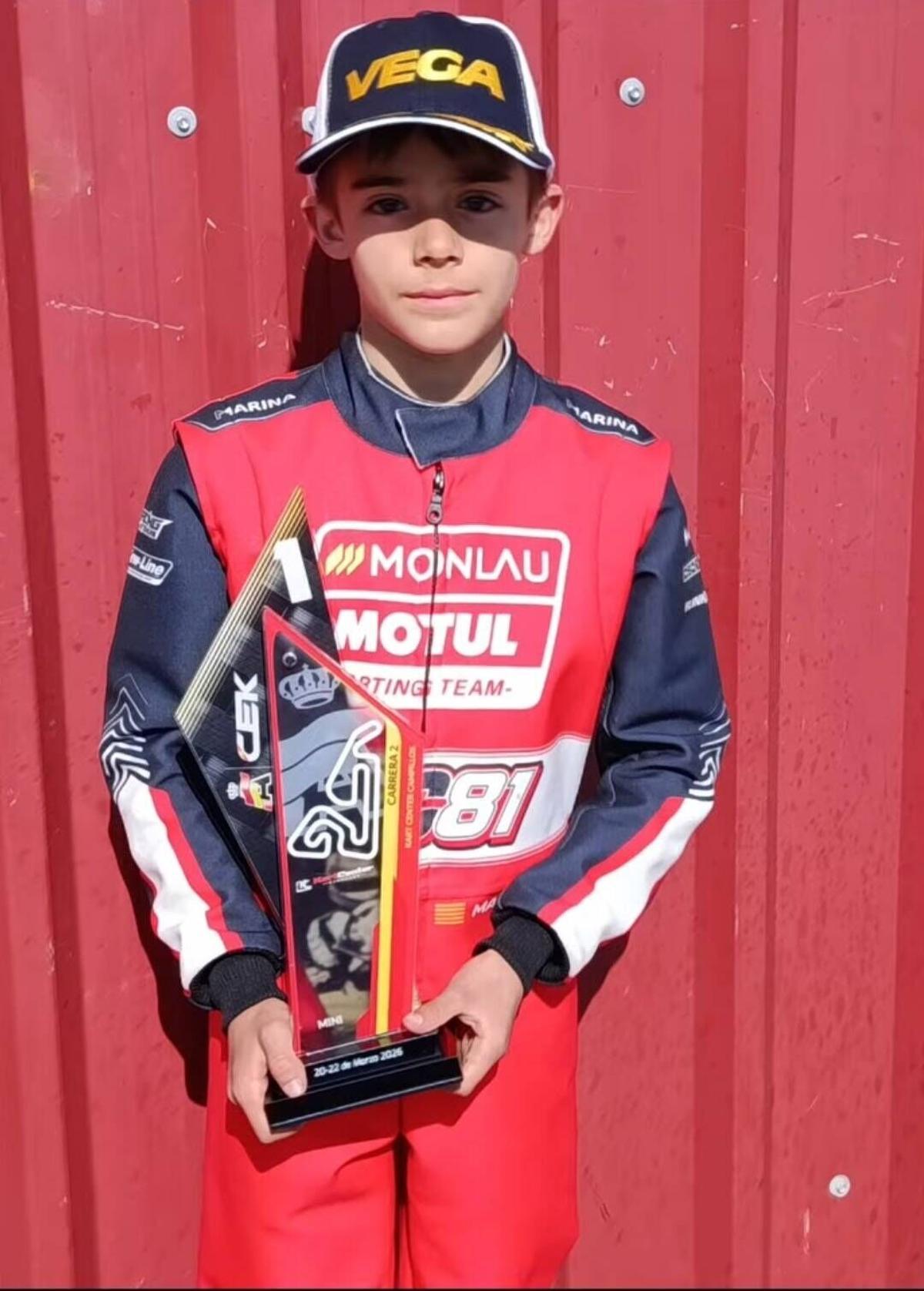 Marc Cruz, pilot manresà de kart de només 10 anys