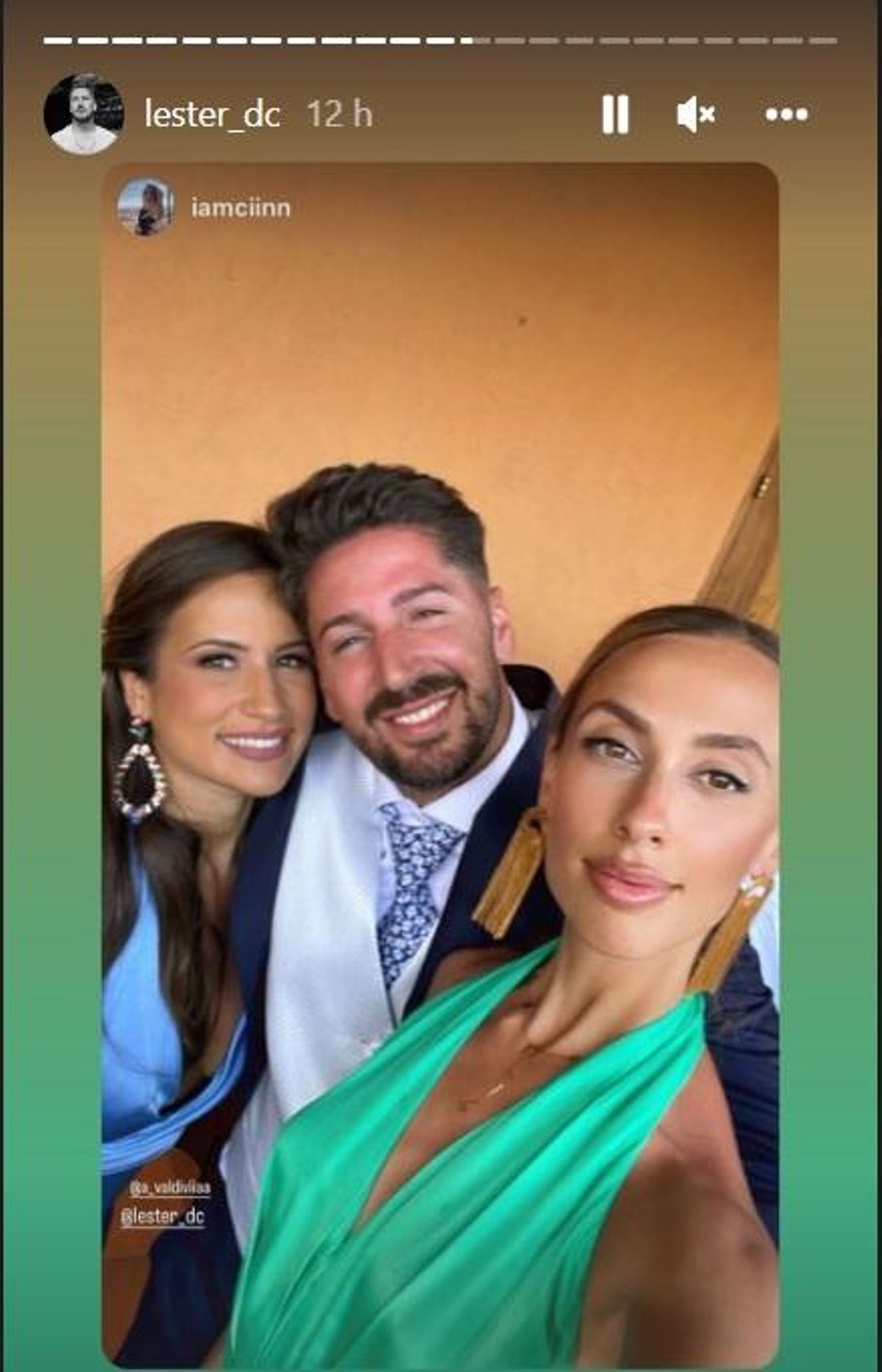 Lester opta por el azul para su boda con Patri