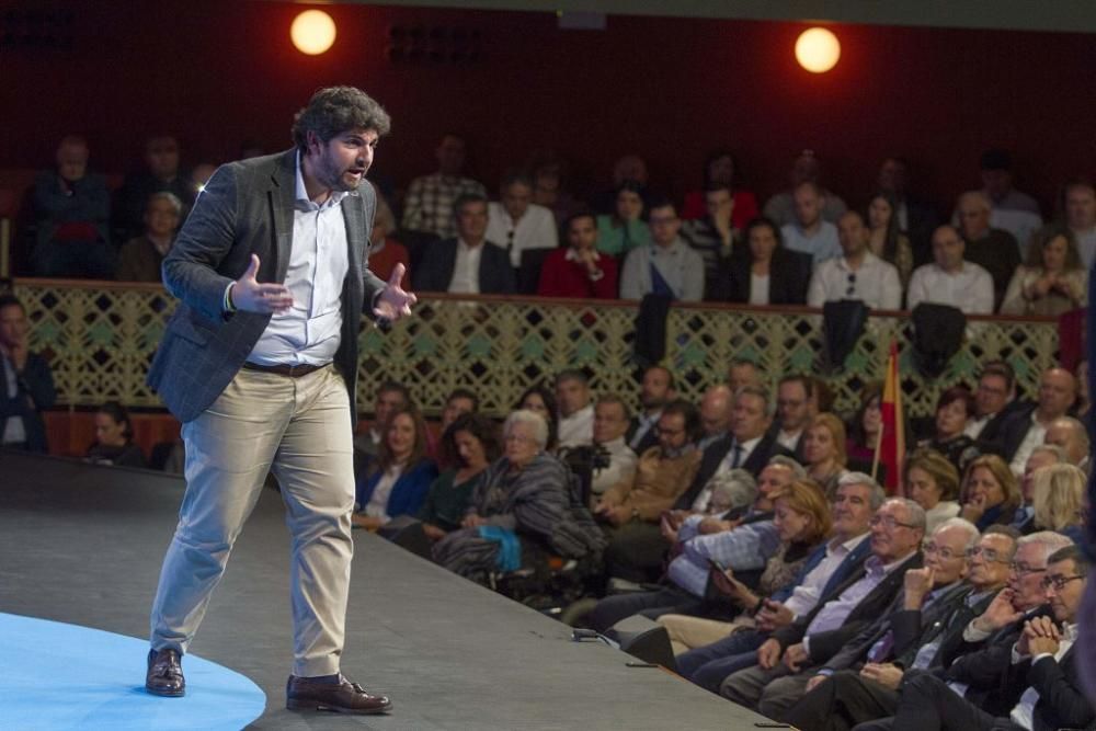 Casado apadrina las candidaturas de Ballesta y López Miras