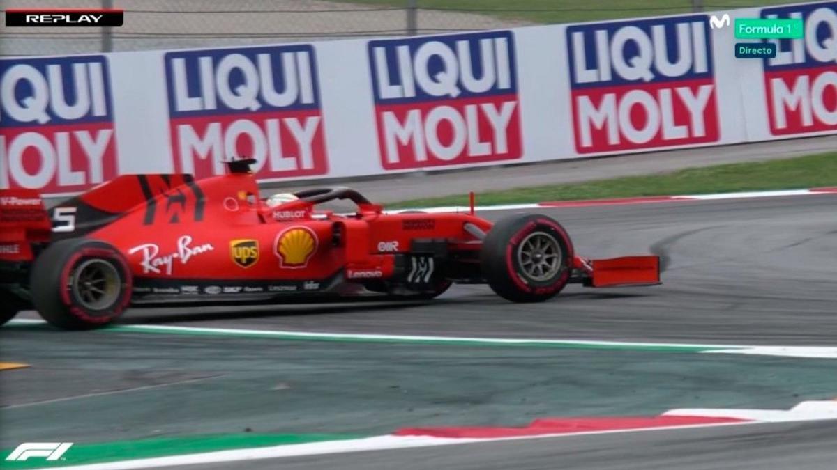 Espectacular trompo de Sebastian Vettel en el FP3