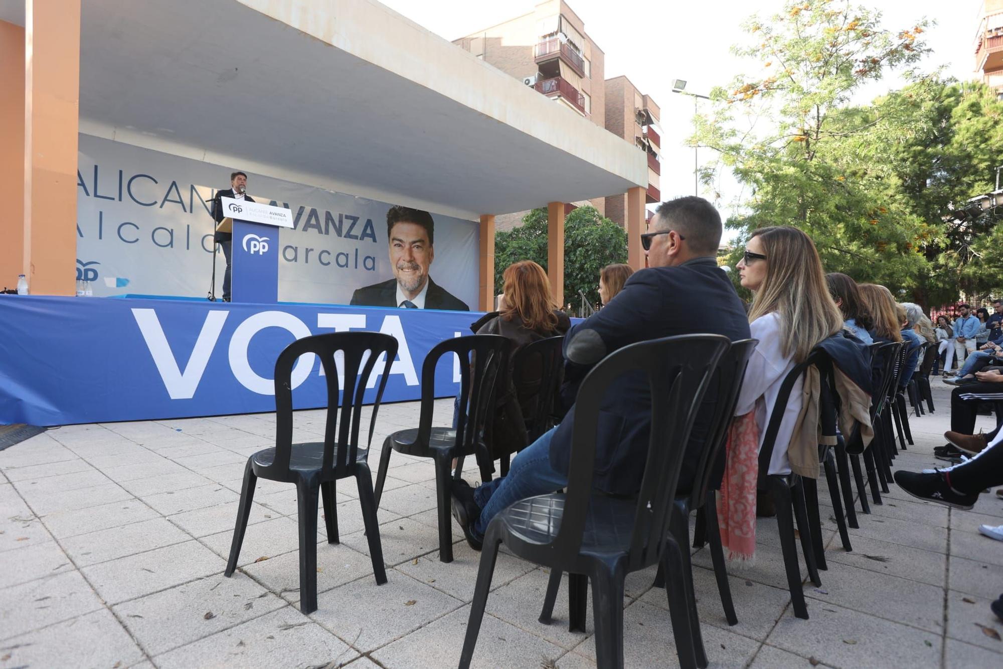 Barcala busca apoyos fuera del PP para evitar que la izquierda gobierne Alicante
