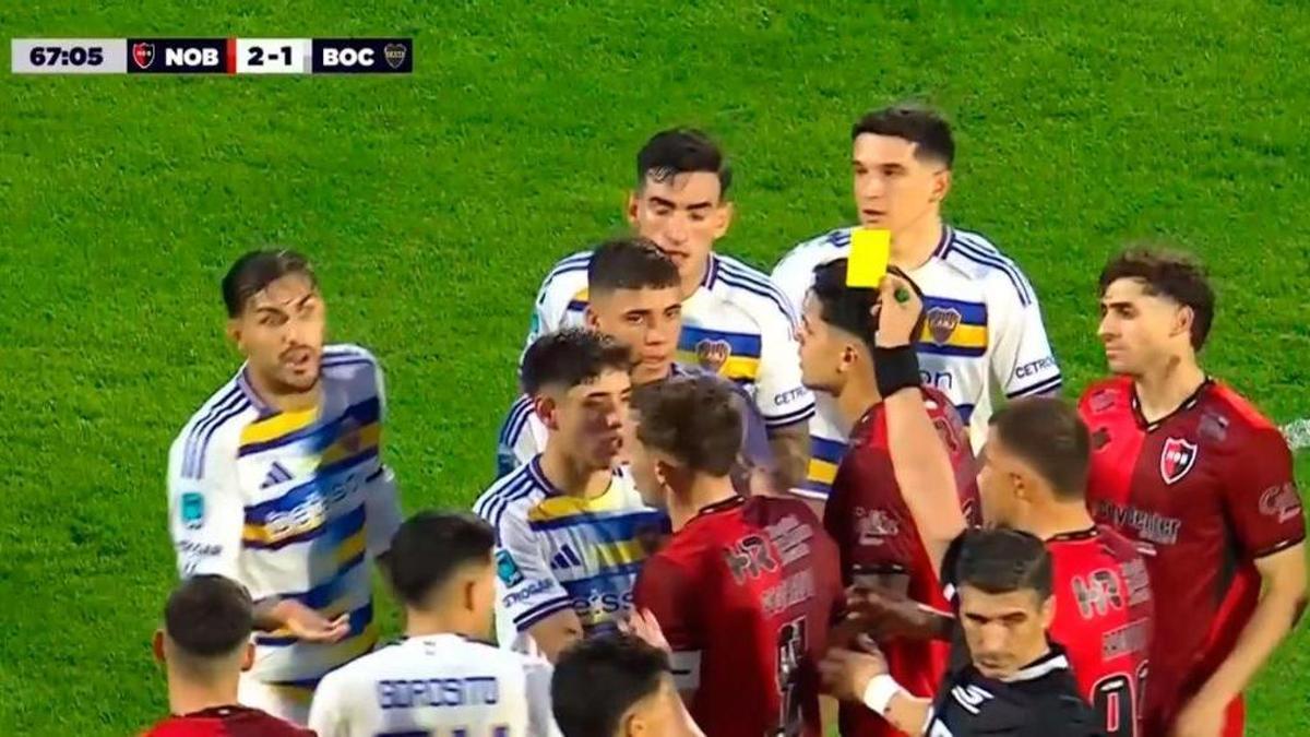 ¡Otro lío de Paredes! Vergonzoso pelotazo a un rival
