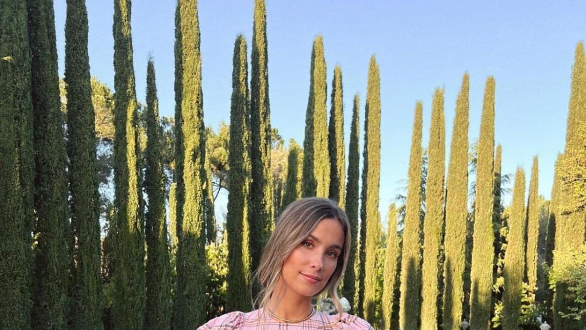 María Pombo nos deja a cuadritos con su vestido de Alta Pastelería