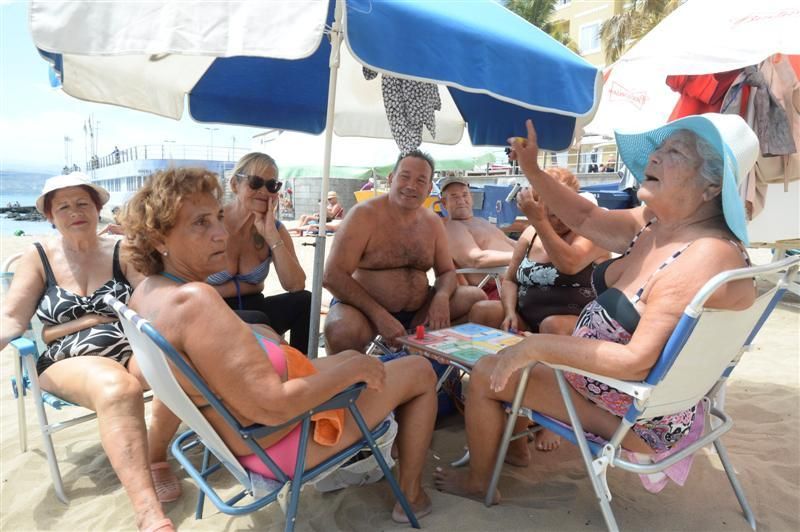 Playa de Las Canteras en Semana Santa