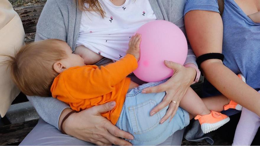 La discriminación de ser madre sola en Ibiza y Formentera: ANPE y USO exigen a Educación 60 días de lactancia