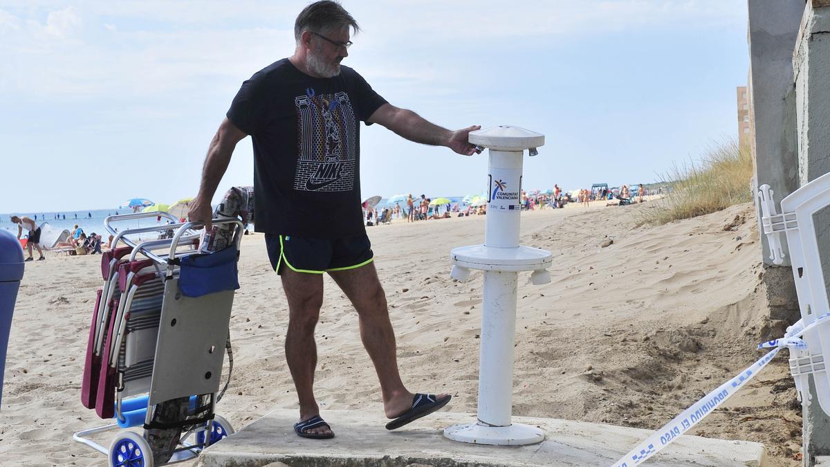 Otro de los lavapiés que no funcionan en Arenales del Sol