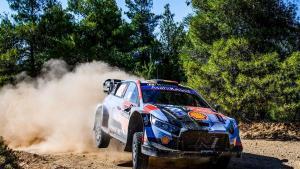 Thierry Neuville en la jornada del sábado del Rally Acrópolis de Grecia