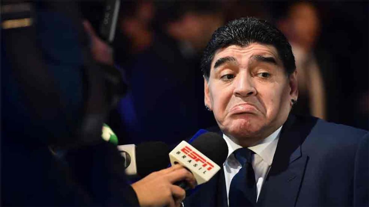 Maradona criticó a Sampaoli y elogió a Messi