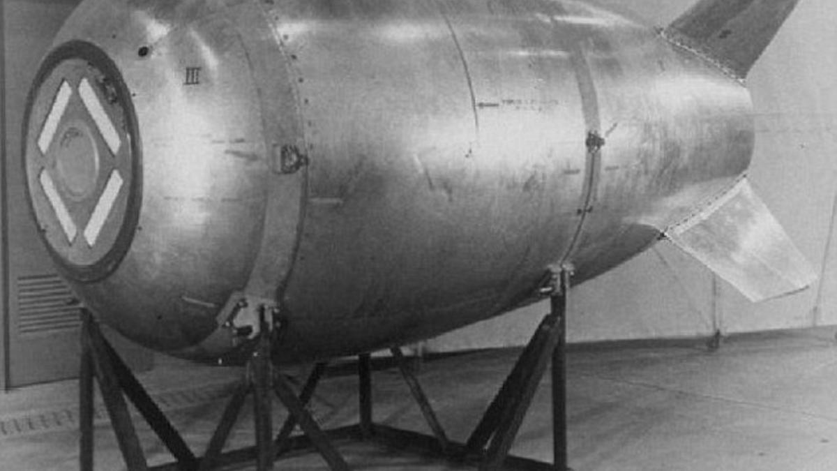 Una bomba atómica Mark IV como la que desapareció en 1950 tras estrellarse un bombardero de EEUU frente a las costas de British Columbia.