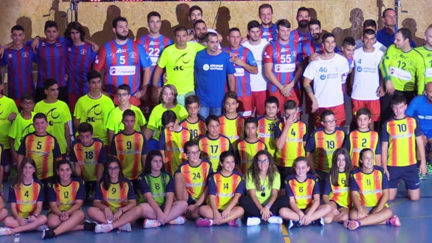 Presentación de los equipos del Club Balonmano Almoradí