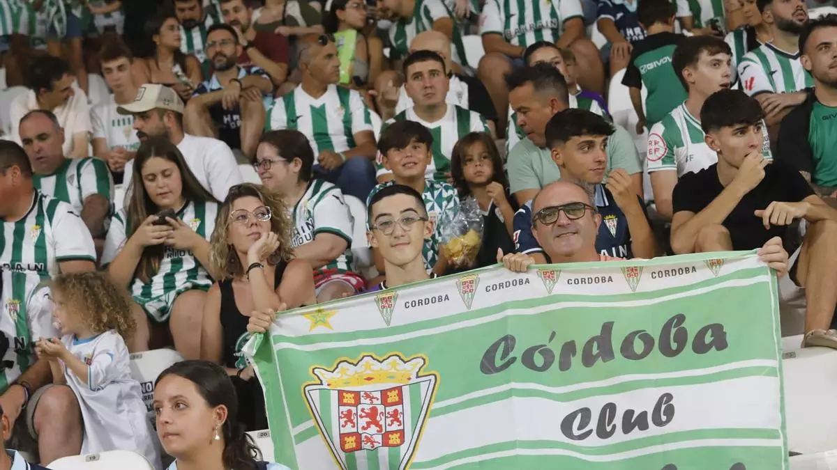 El Córdoba CF tampoco puede con Las Palmas en El Arcángel