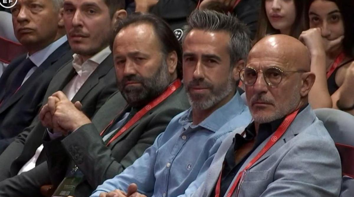 Jorge Vilda y Luis de la Fuente, durante la asamblea del viernes en la Federación