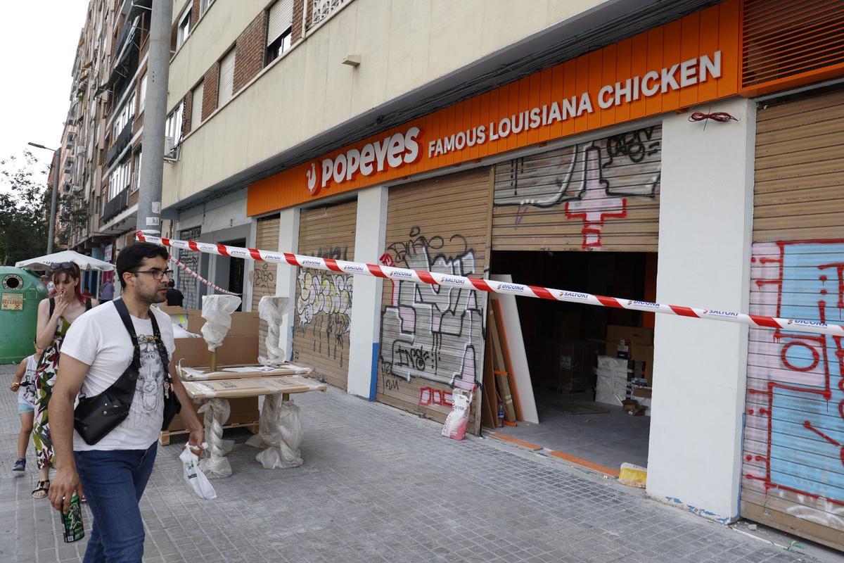 Las obras continúan en el local del Bolos