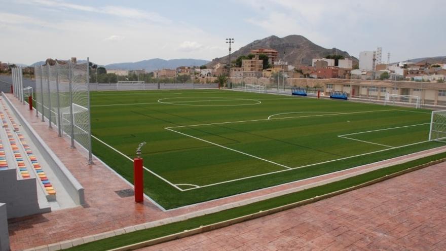 Campo de fútbol de la zona deportiva La Sismat de Elda.