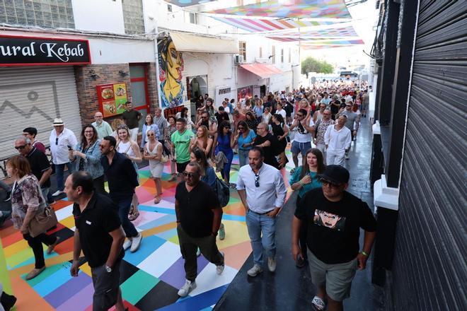 Galería: Todas las imágenes de la inauguración del mural de Okuda en Sant Antoni