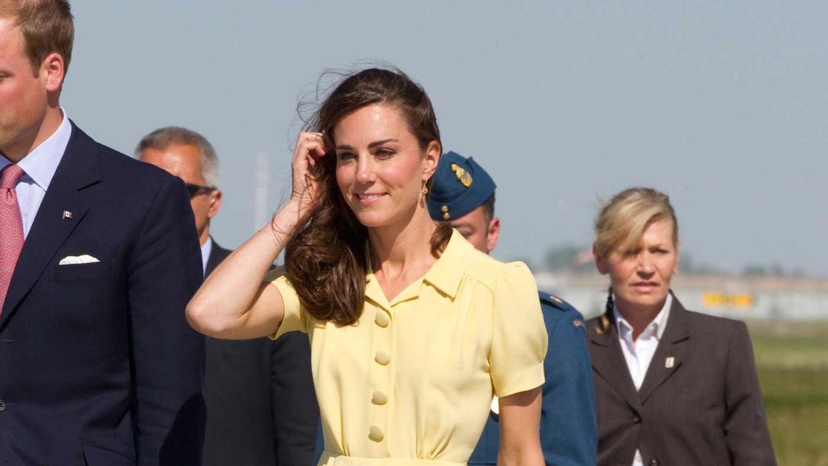 Kate Middleton con vestido amarillo