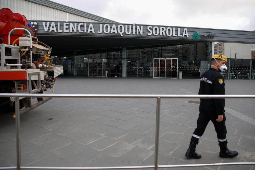 La UME se despliega en València por el coronavirus