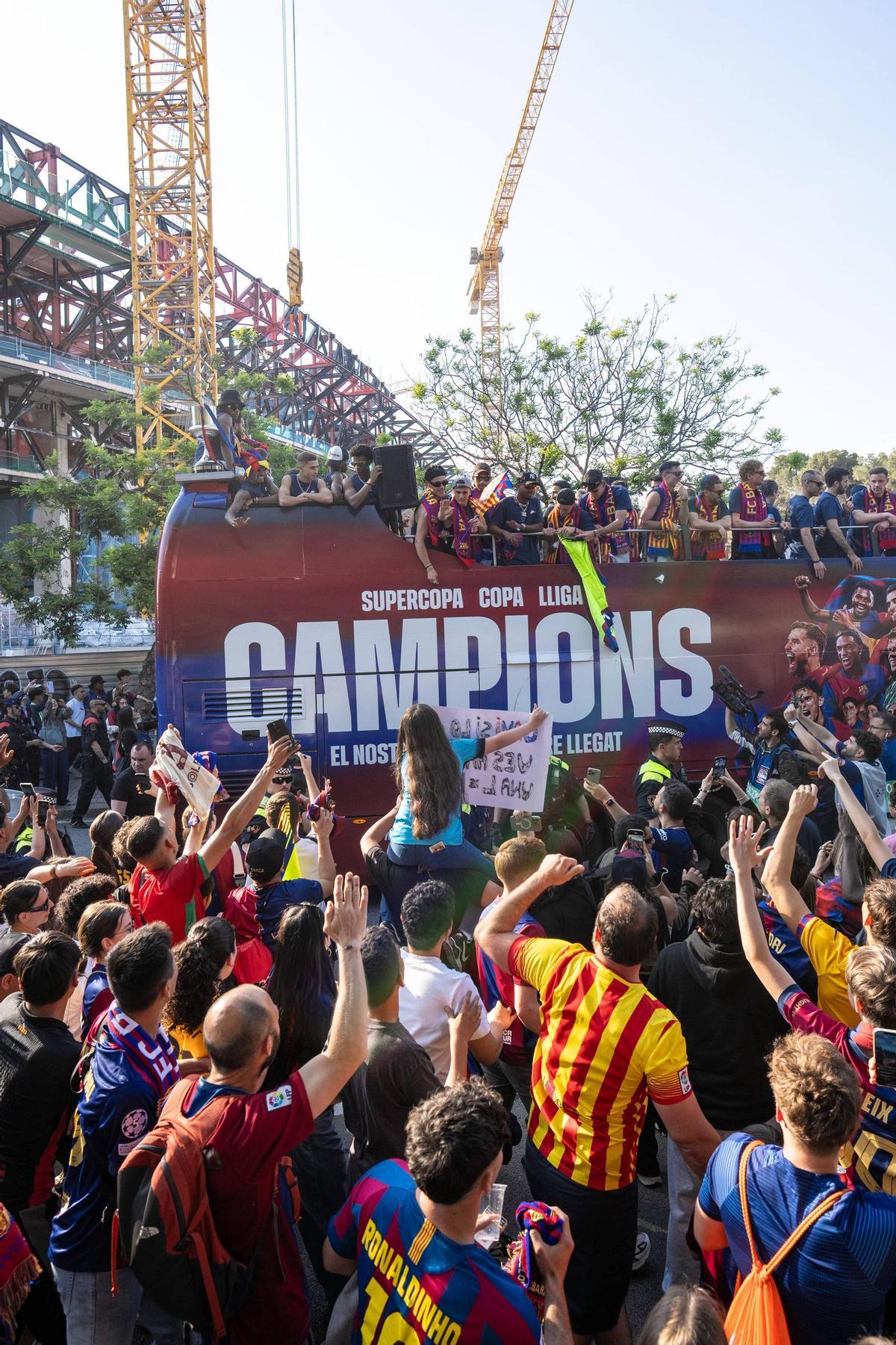 La rúa del Barça por las calles de Barcelona