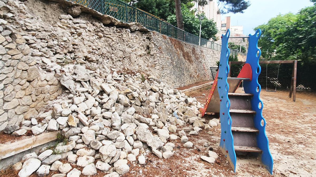 El muro del parque del Cuarnero