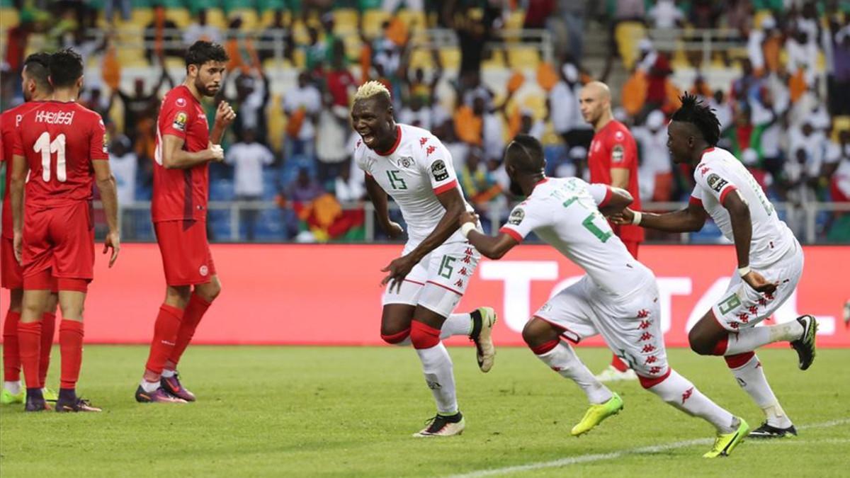 Burkina Faso celebró un triunfo con el que se gana el derecho a soñar