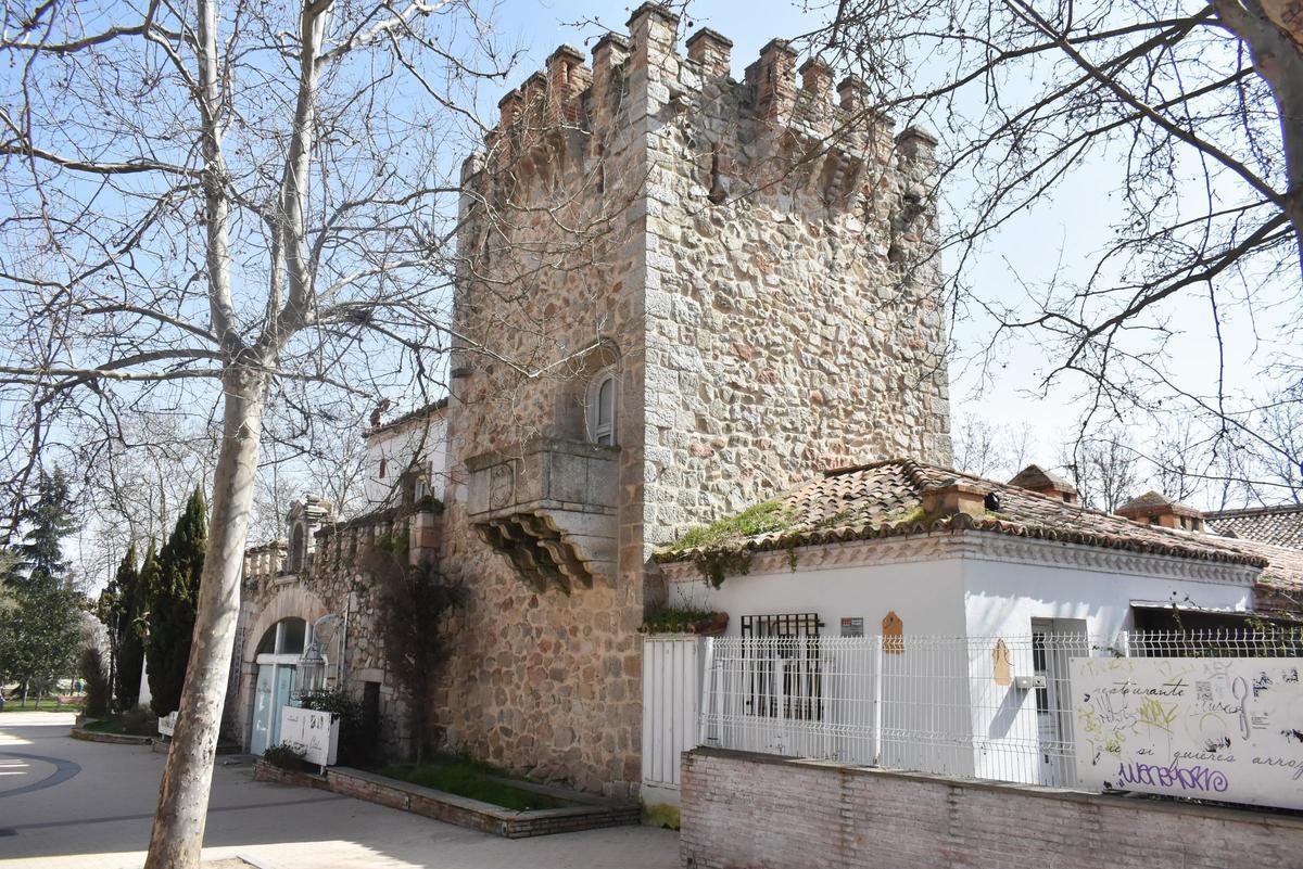 Galería | Así es el Pabellón de Cáceres de la Casa de Campo de Madrid