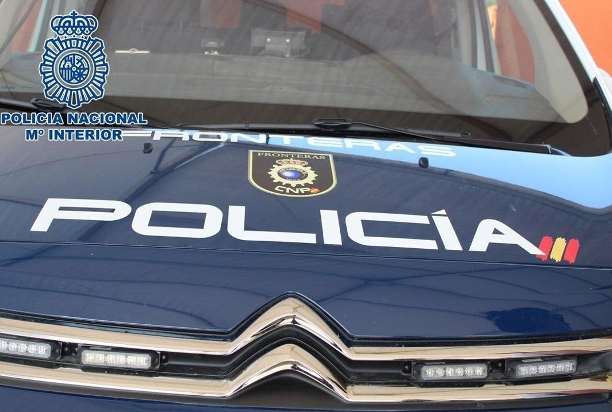 Alliberen a Madrid una dona retinguda per la seva exparella dins d’un bagul
