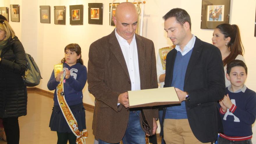 Javier Sansano recibió un cálido homenaje